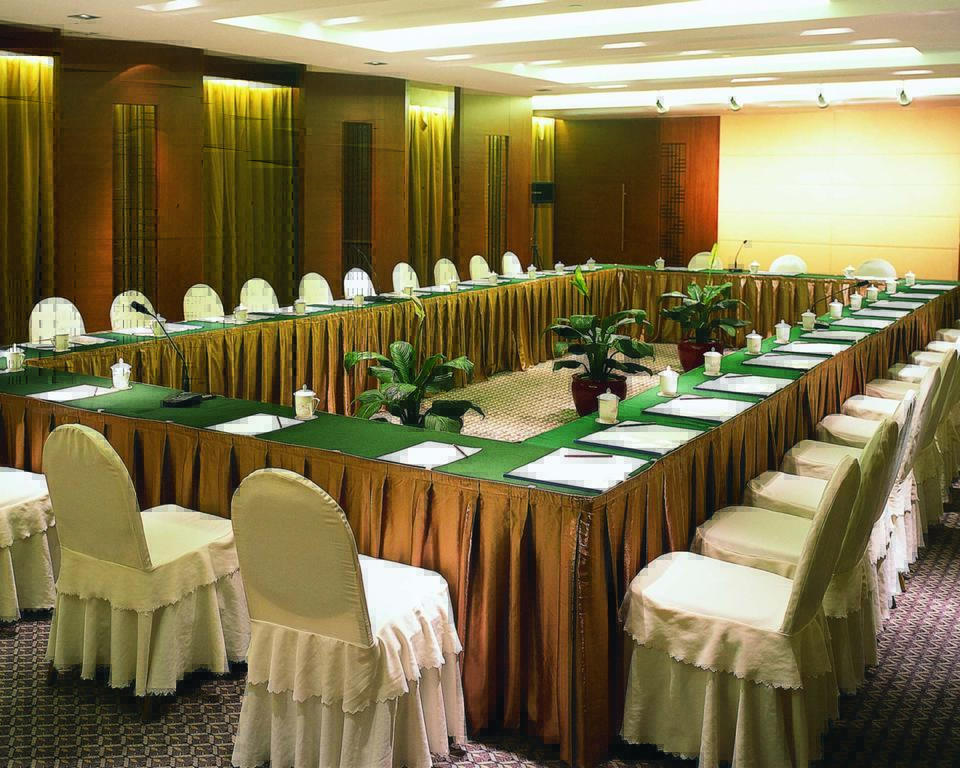 Furama Hotel Далянь Экстерьер фото