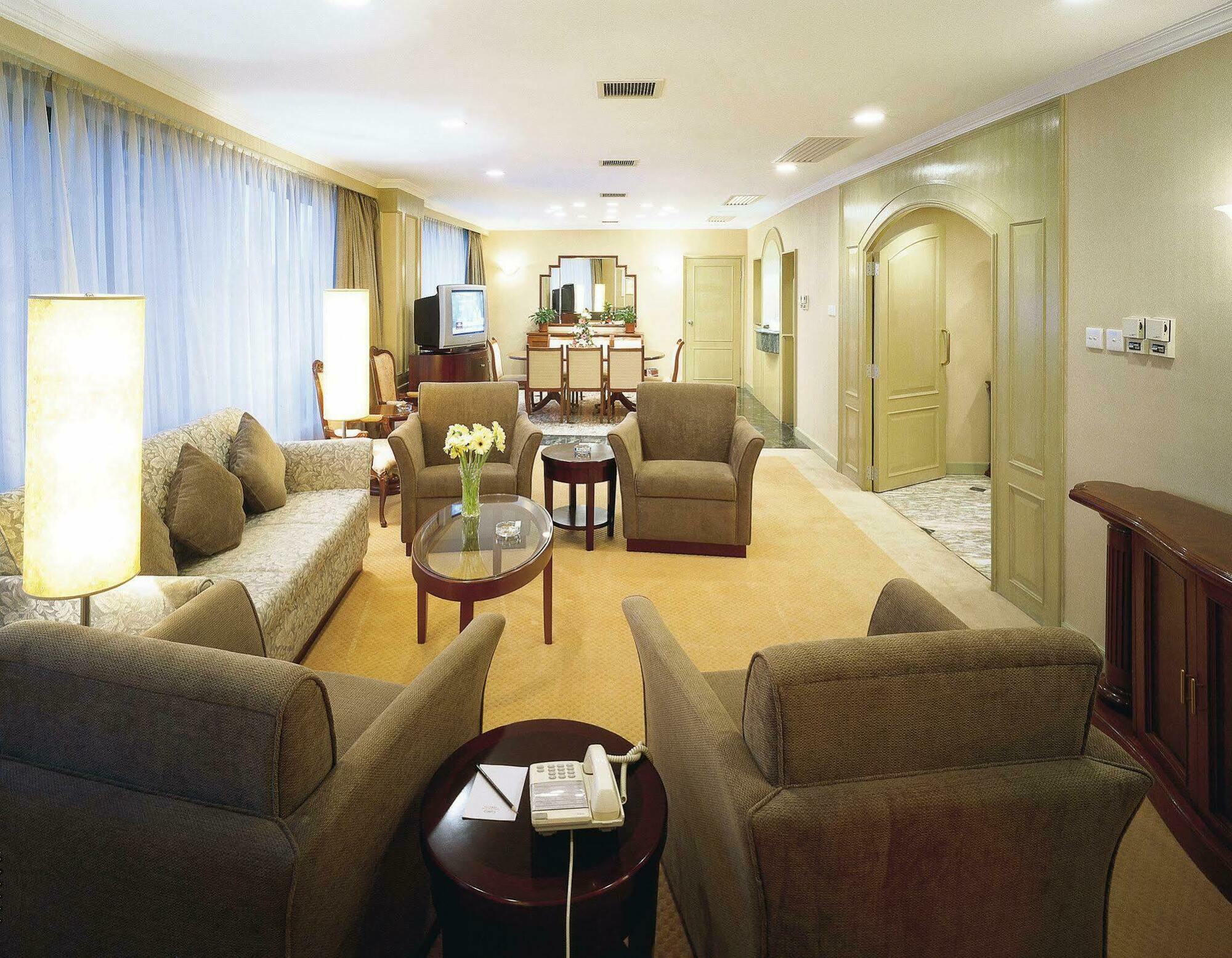 Furama Hotel Далянь Экстерьер фото